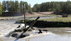 Наши танки превратились в субмарины