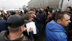 Дальнобойщики бастуют против поборов