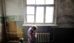 Из одной развалюхи в другую