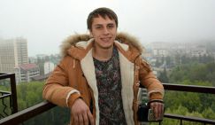 Сбежавший из Америки сирота поможет другим