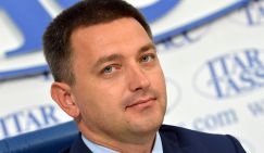 За что министра по туризму отправили в отставку