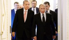 Все ближе к нам берег турецкий?