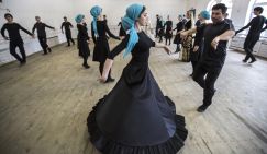 Зачем девушки с Кавказа позорят родину